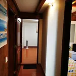 Knowing 100sqm Apartamento