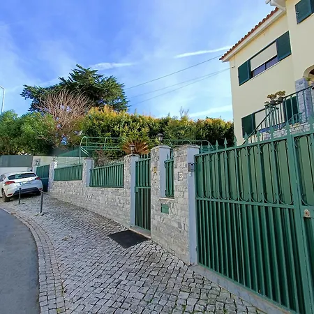 Knowing 110sqm Апартаменты *